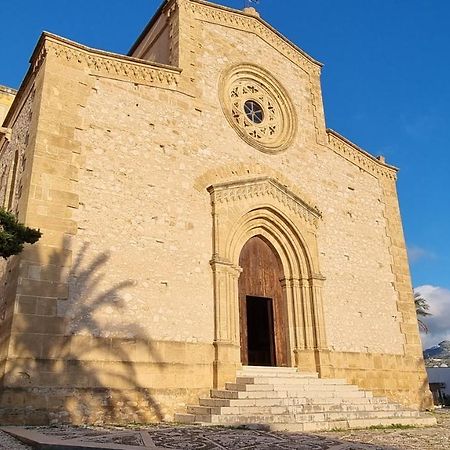 Casa Vacanza Da Rosa Custonaci Exterior foto