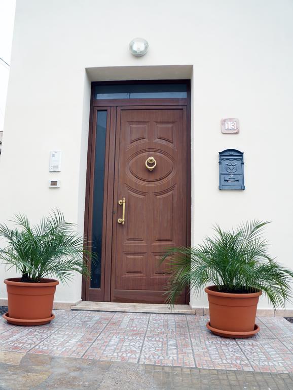 Casa Vacanza Da Rosa Custonaci Exterior foto